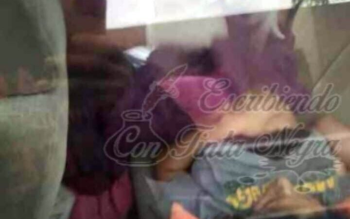 DA A LUZ EN SU AUTO; LE NEGARON ATENCIÓN EN EL IMSS