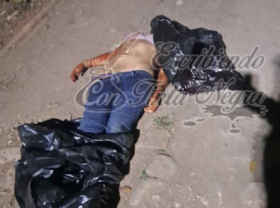 EJECUTAN A MUJER EN TEZONAPA