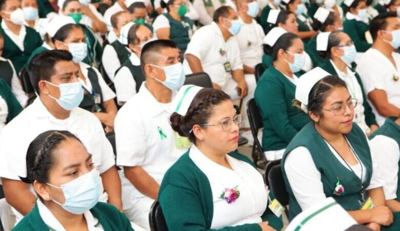 DARÁN BONO DE UN MES A ENFERMERAS Y ENFERMEROS DEL IMSS