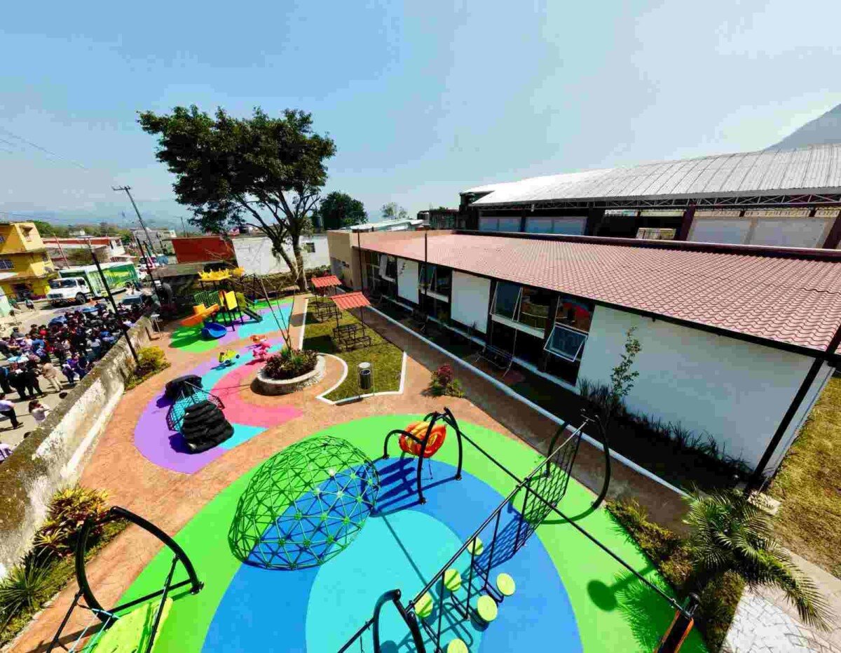 CHOCAMÁN ESTRENA PARQUE INFANTIL