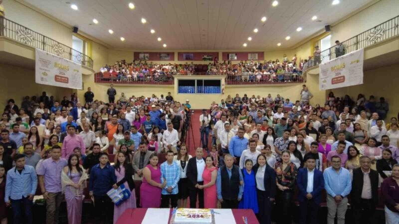 SE UNEN 92 PAREJAS POR LA VÍA LEGAL