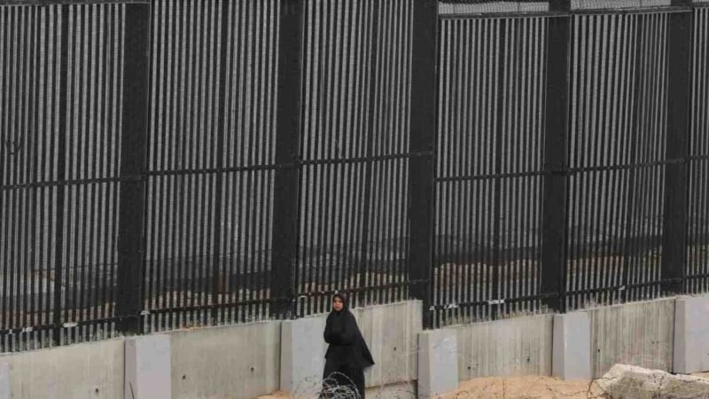 EGIPTO LEVANTA MURO CON GAZA PARA CONTENER A LOS PALESTINOS