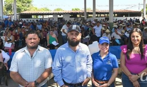LLEGAN APOYOS DE SEGURO CATASTRÓFICO A MAICEROS DE COMAPA