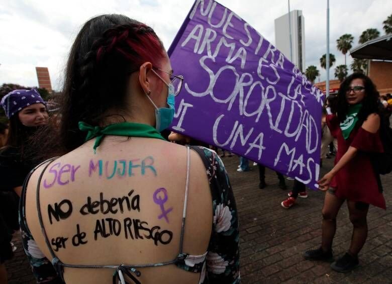 COLOMBIA REGISTRÓ CASI DOS FEMINICIDIOS DIARIOS EN 2023