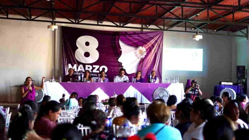 CONMEMORAN DÍA DE LA MUJER EN CHOCAMÁN