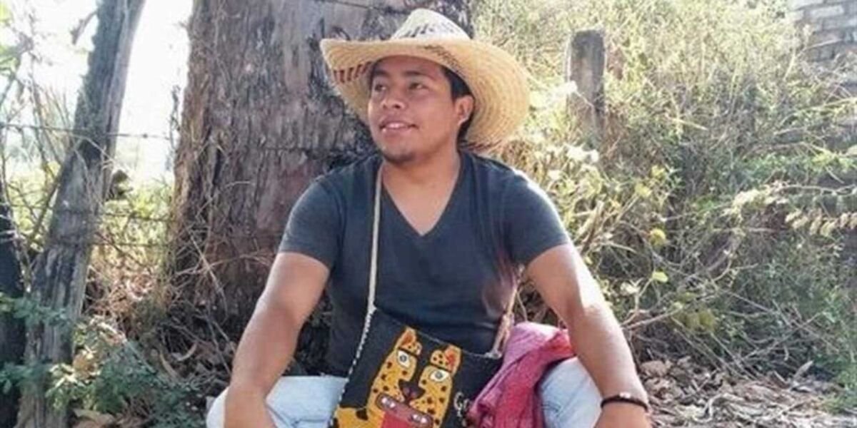 AMLO RECONOCE QUE NORMALISTA DE AYOTZINAPA FALLECIÓ POR ABUSO DE AUTORIDAD