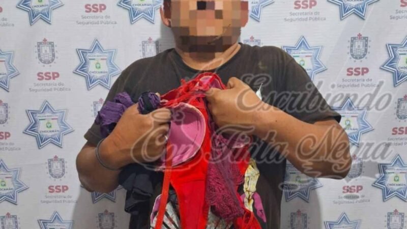 SE ROBA ROPA INTERIOR DE MUJER; LO DETIENE LA POLICÍA