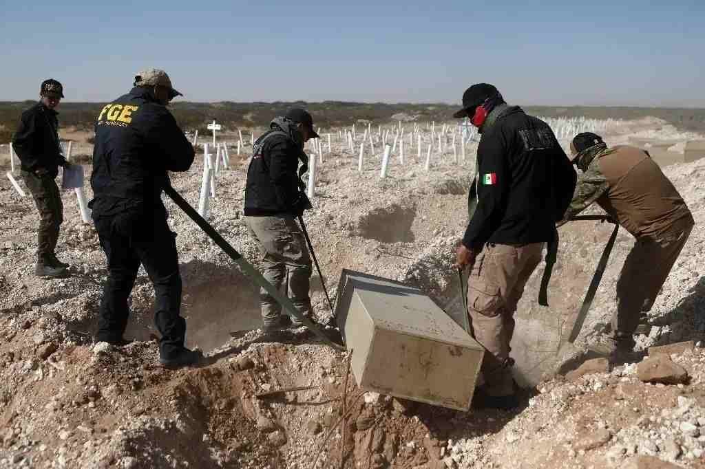SEPULTAN CADÁVERES SIN IDENTIFICAR EN CIUDAD JUÁREZ
