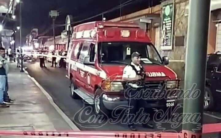 MUERE DE UN INFARTO A BORDO DE SU AUTO