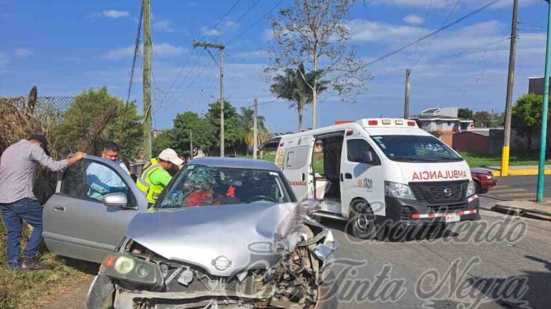 CHOCA EBRIO CONTRA CAMIÓN DE SUPERIOR
