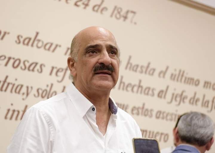 ALCALDE DE XALAPA DESTITUYE A CRONISTA POR ASISTIR A EVENTO DE “LOS CONTRAS”