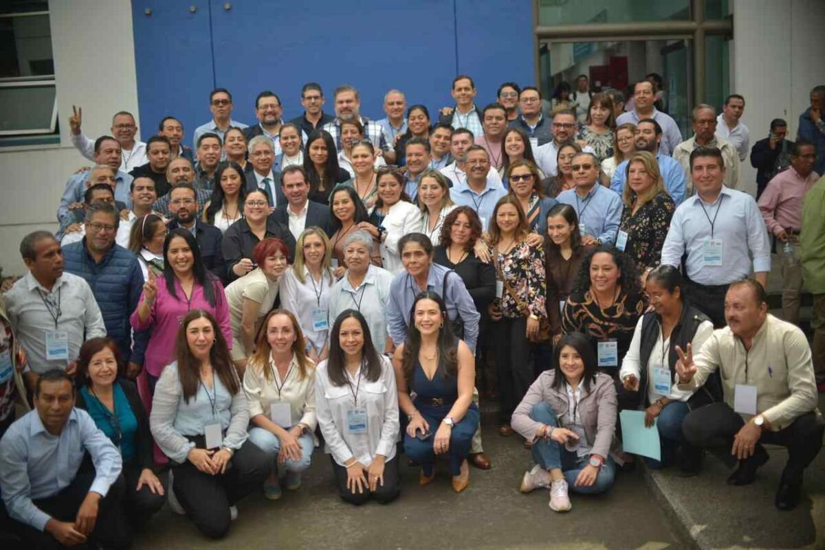 RATIFICA PAN CANDIDATURA DE PEPE YUNES; RECIBE CONSTANCIA