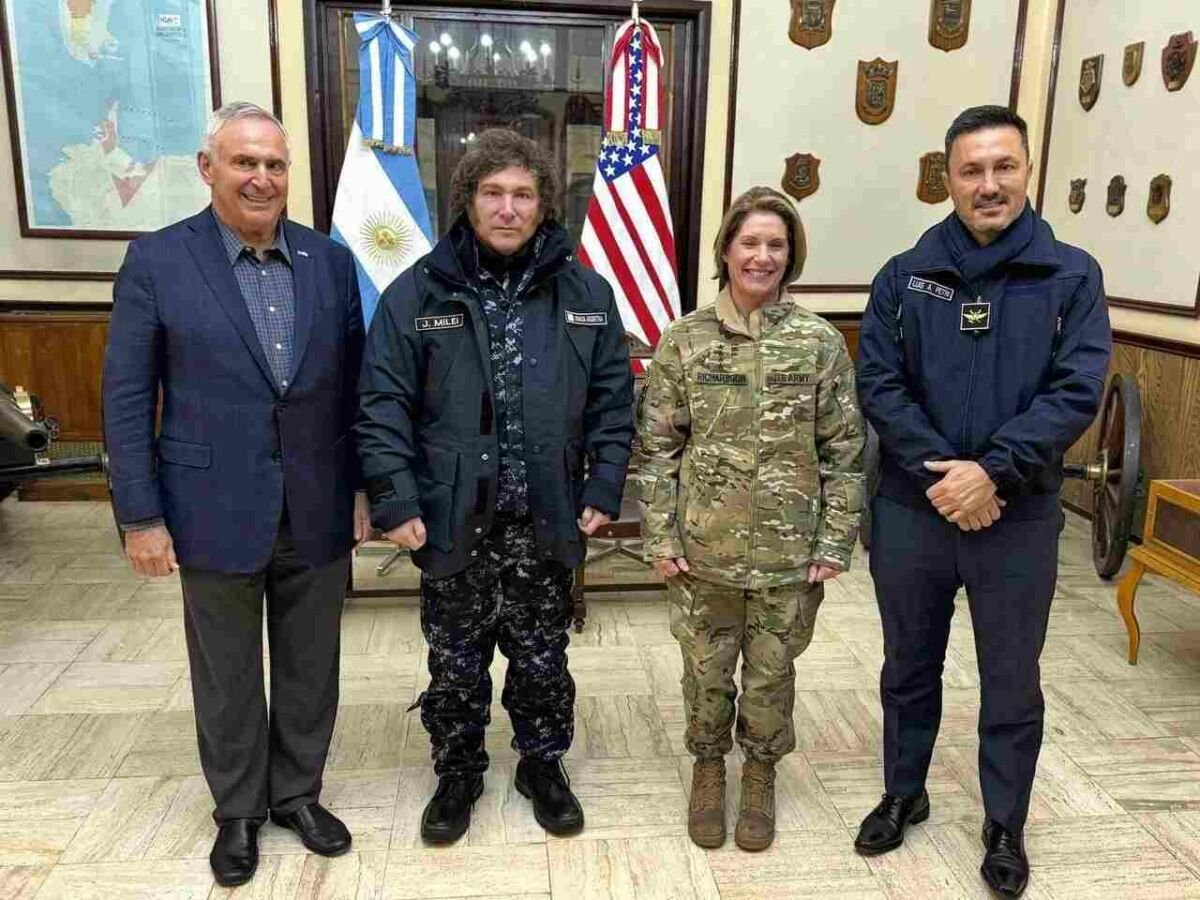 ARGENTINA ACEPTA BASE MILITAR DE EU EN LA ANTÁRTIDA
