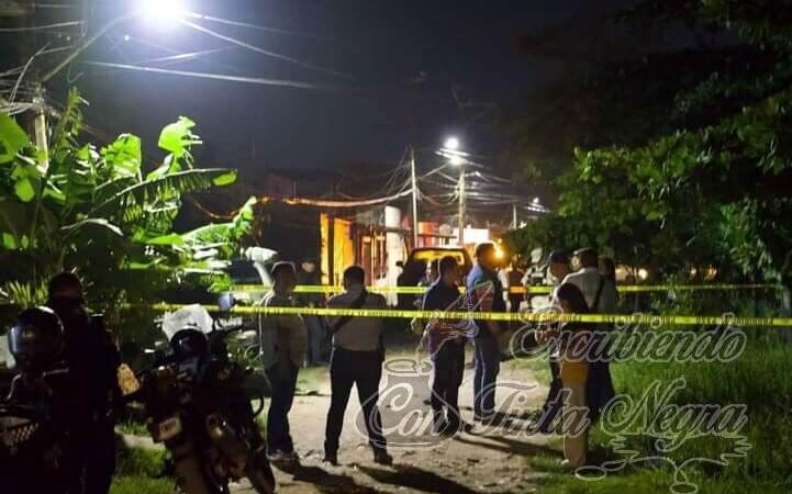 BALEAN A DOS; UNO MURIÓ