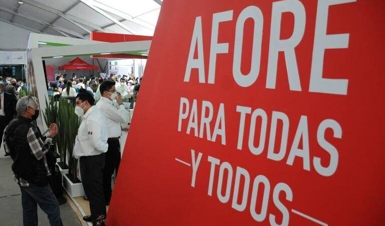 AMLO ASEGURA QUE NO SE TOCARÁN AFORES CON REFORMA