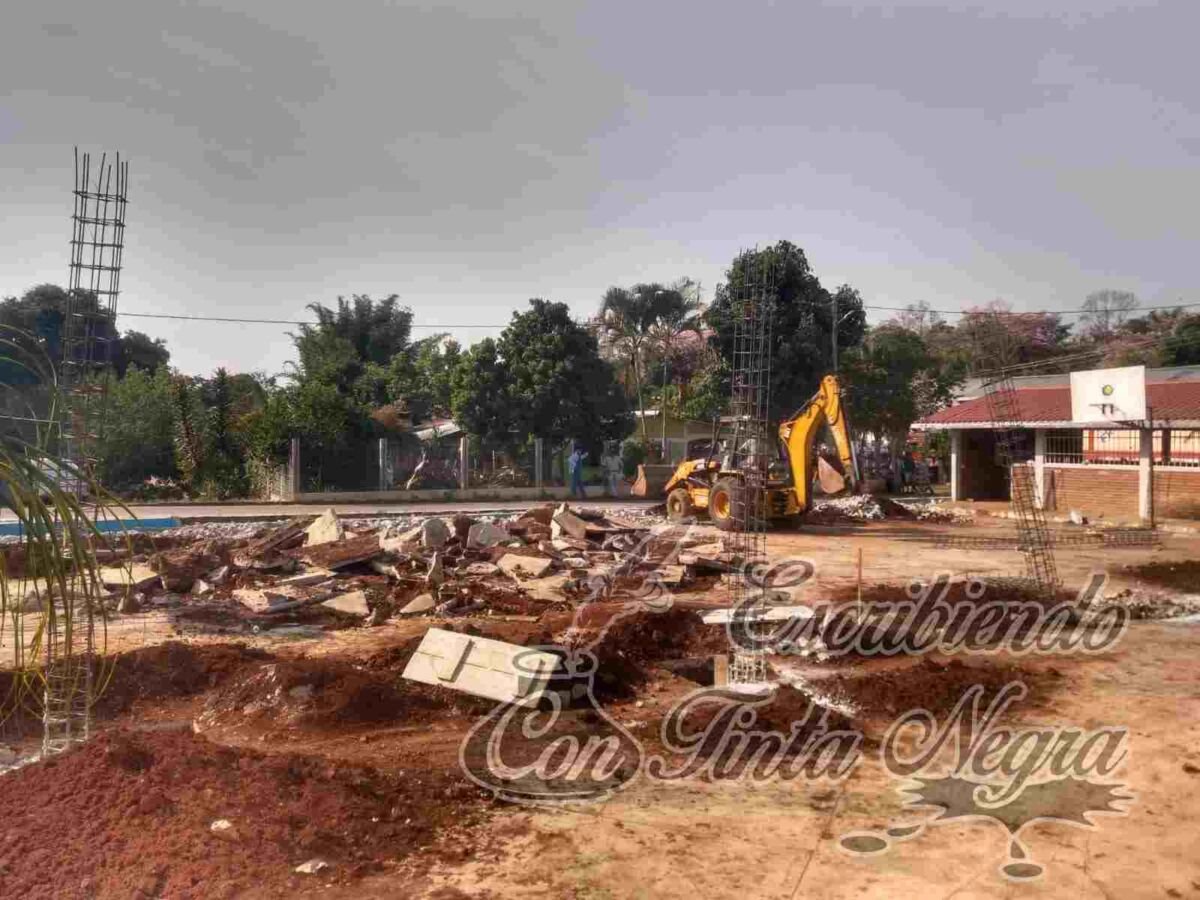 CONSTRUIRÁN CANCHA Y TECHADO EN TELESECUNDARIA DE CHAVAXTLA