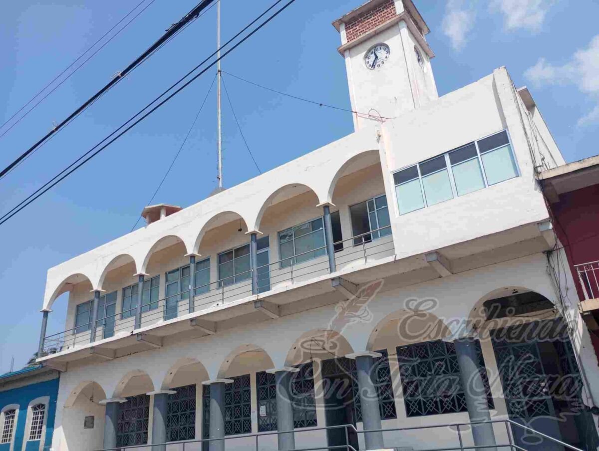 VAN 25 MILLONES PARA OBRAS EN ATOYAC ESTE AÑO