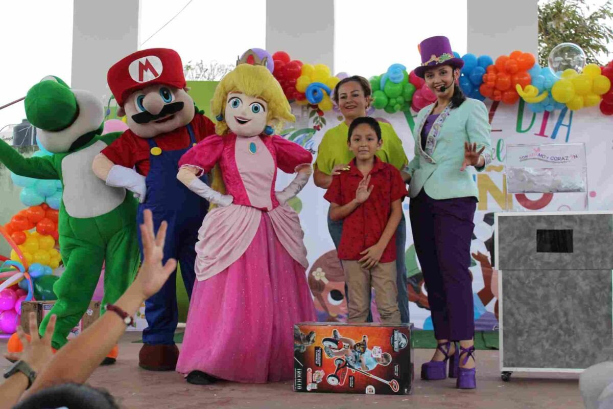 FESTEJAN EN GRANDE EL DÍA DEL NIÑO EN ZENTLA