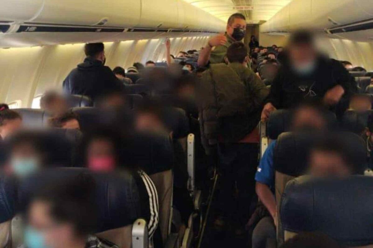 MÉXICO DEPORTA HACIA HONDURAS A 46 MENORES Y 121 ADULTOS QUE IBAN HACIA EU