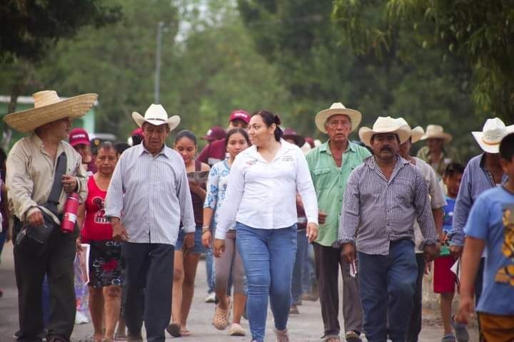 MEJORAR CONDICIONES PARA EL CAMPO, COMPROMISO DE GUADALUPE VÁSQUEZ