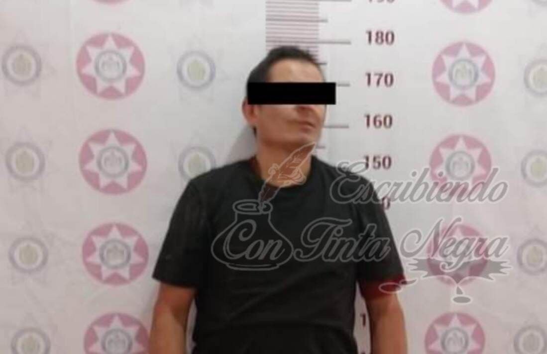 LE ROBA BOLSO CON 90 MIL A MUJER; LO DETIENEN LA GENTE