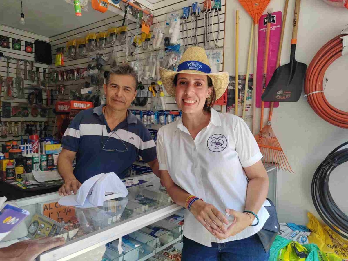 MARIANA RÍOS REFRENDA SU COMPROMISO CON LOS HABITANTES DE LA COLONIA PARAÍSO Y EL DORADO