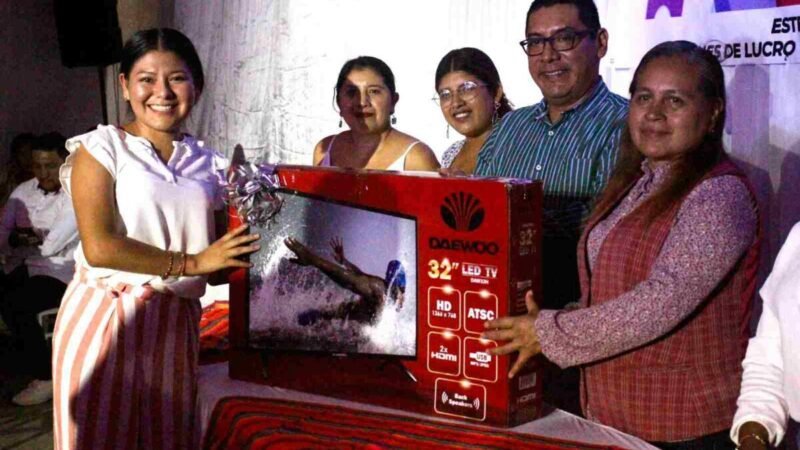 CELEBRAN A PROFESORES DE CHOCAMÁN