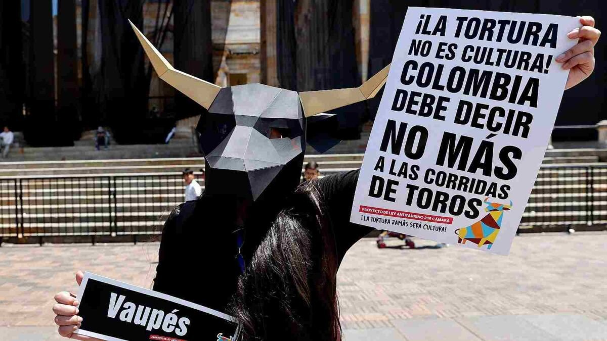 COLOMBIA PROHÍBE LAS CORRIDAS DE TOROS EN TODO EL PAÍS