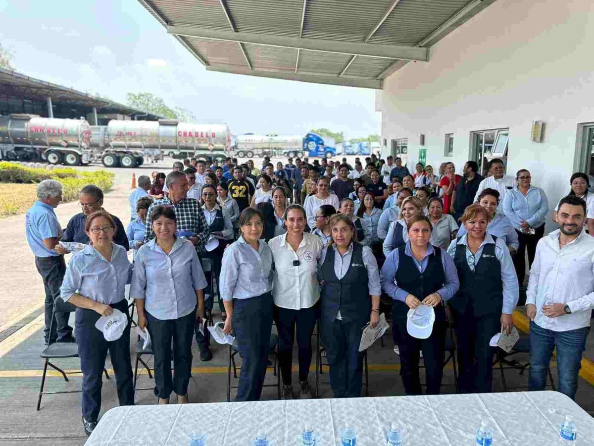 MARIANA RÍOS, COMPROMETIDA CON EL DESARROLLO ECONÓMICO DE CÓRDOBA, AMATLÁN Y YANGA