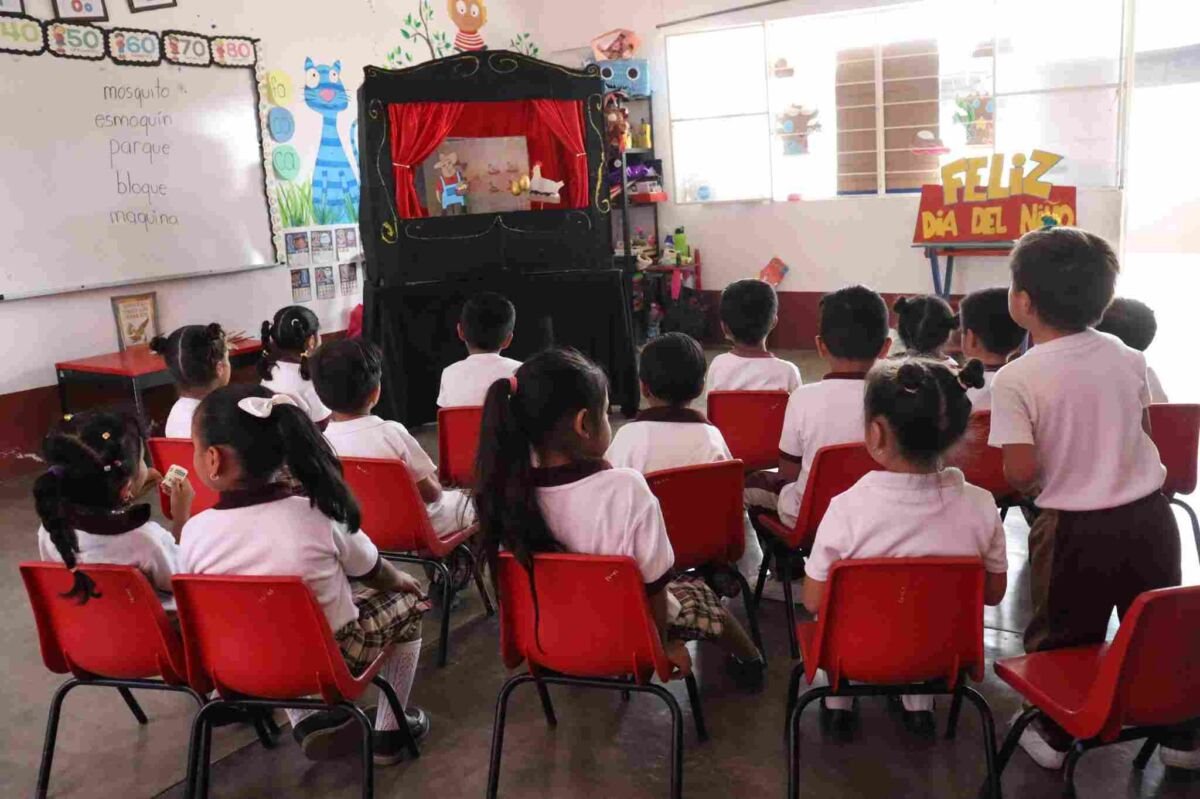 PROMUEVEN “CUENTOPOLIS” EN CAICS DE FORTÍN