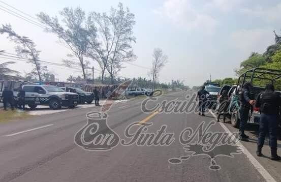 DEJAN DOS EJECUTADOS CERCA DE HOTEL