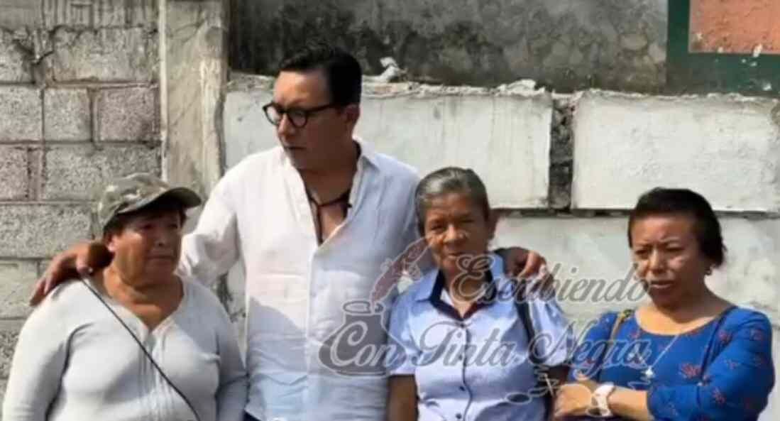 AGRADECEN COMERCIANTES APOYO PARA RECONSTRUIR SUS PUESTOS EN LA ZAPATA