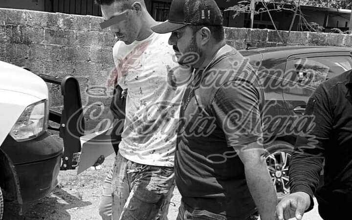 ELEMENTO DE LA MARINA ASESINA A SU EX PAREJA A PUÑALADAS