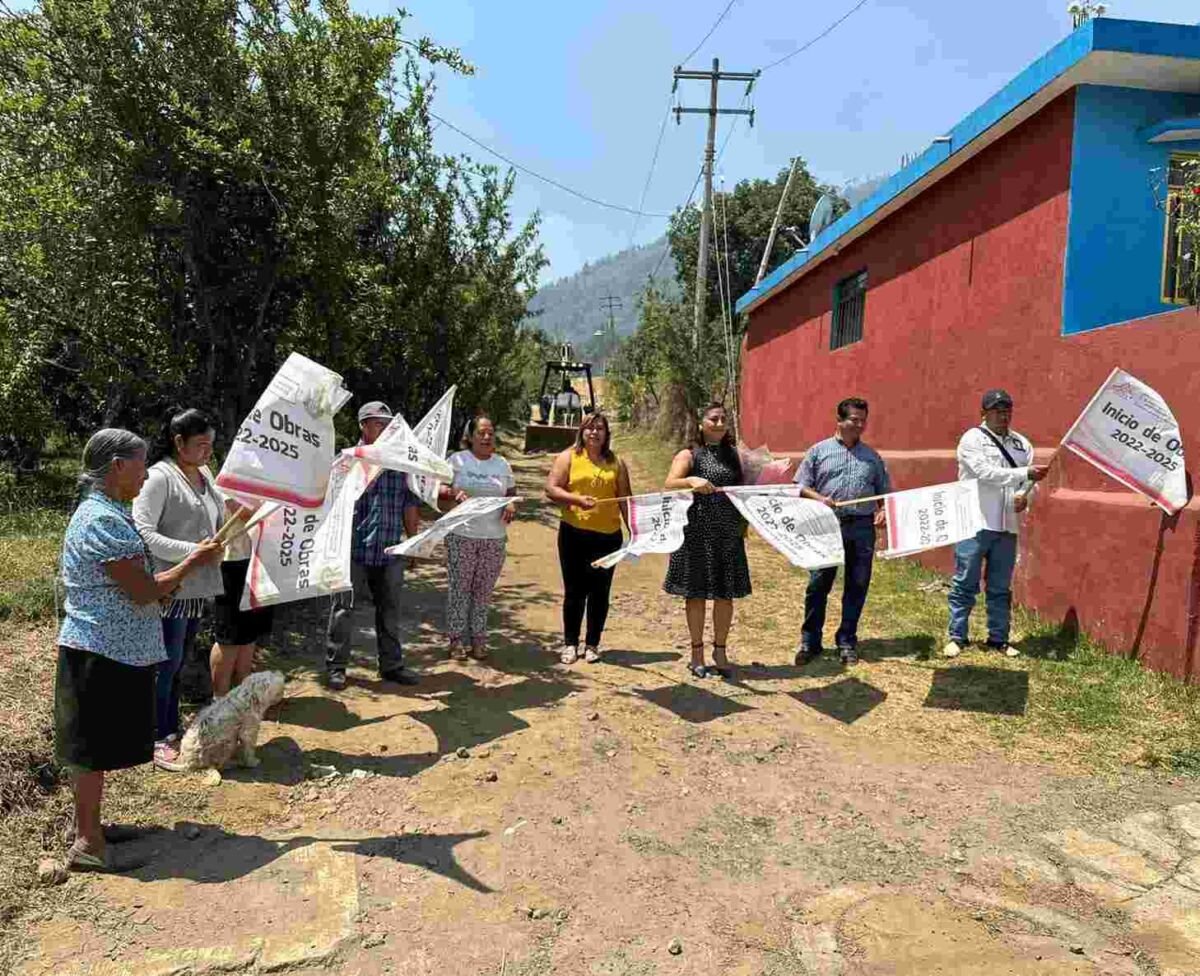 GUADALUPE ROSAS PONE EN MARCHA PAVIMENTACIÓN EN TEPANQUIÁHUAC