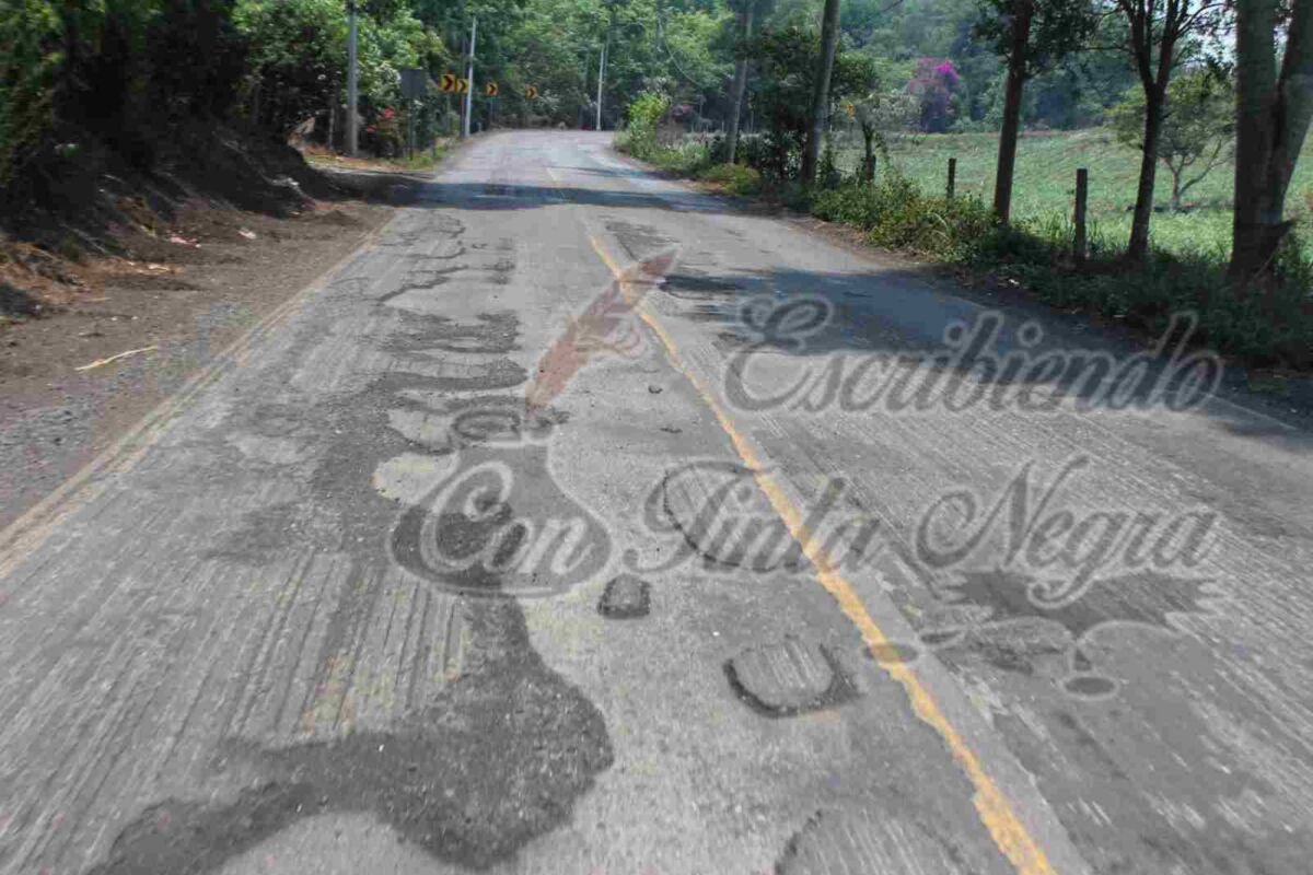 SUSPENDEN BLOQUEO EN ZONA DE HUATUSCO