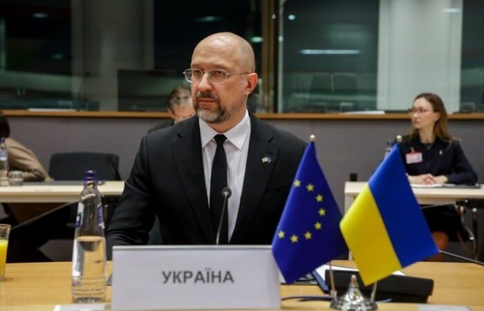 UCRANIA INICIA CONVERSACIONES PARA INGRESAR A LA UNIÓN EUROPEA