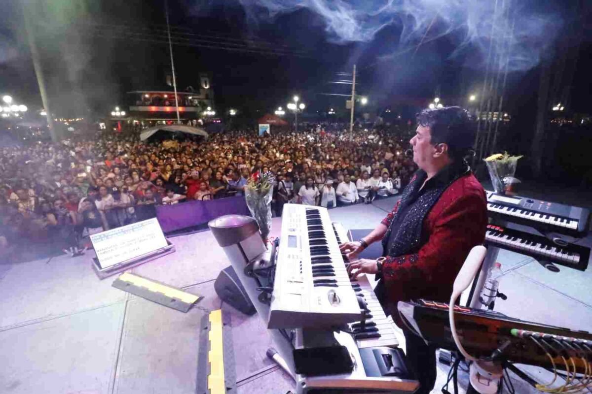 PONE A BAILAR A MILES NELSON KANZELA