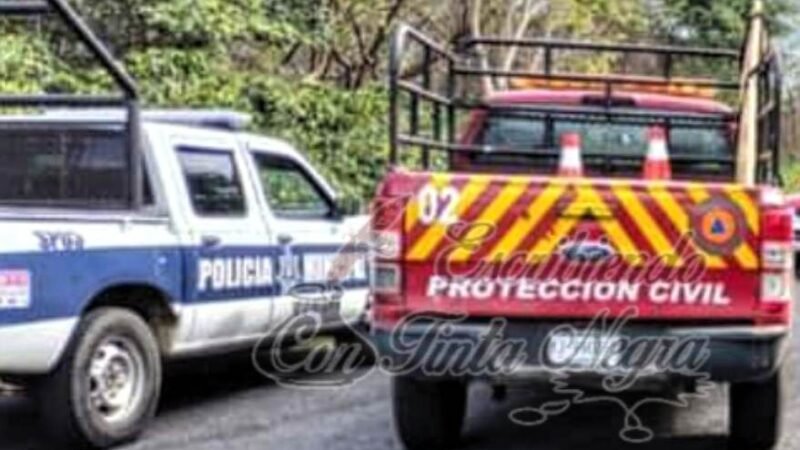 DERRAPAN MOTOCICLISTAS EN COMAPA