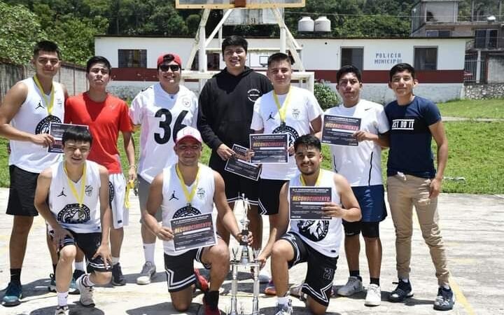 COSCOMATEPEC, CAMPEÓN DE TORNEO DE BÁSQUETBOL