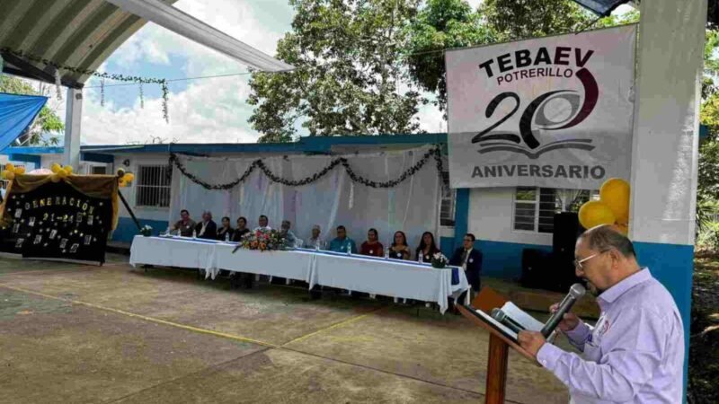 FESTEJAN 20 ANIVERSARIO DE TELEBACHILLERATO DE POTRERILLO