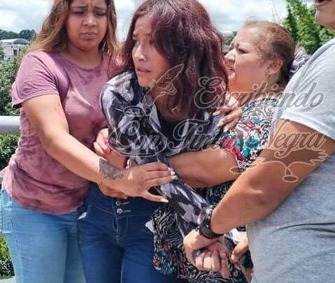 JOVEN INTENTA LANZARSE DE PUENTE DE RÍO SAN ANTONIO