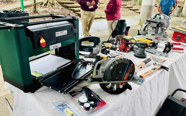 ENTREGAN PROYECTOS PRODUCTIVOS A DIF TOMATLÁN