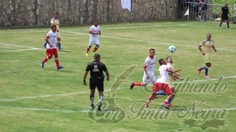 FIESTA DE FÚTBOL EN ALPATLÁHUAC