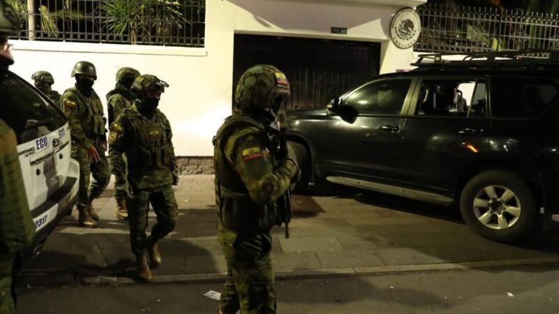 PARLAMENTO DE ECUADOR ALISTA INFORME DE JUICIO POLÍTICO TRAS ASALTO A EMBAJADA DE MÉXICO