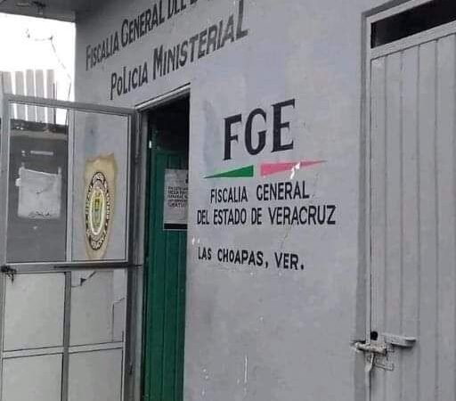 SE LE ESCAPA DETENIDO A MINISTERIALES