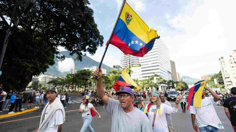 MÁS DE 2 MIL DETENIDOS EN PROTESTAS CONTRA EL RESULTADO DE LAS ELECCIONES EN VENEZUELA