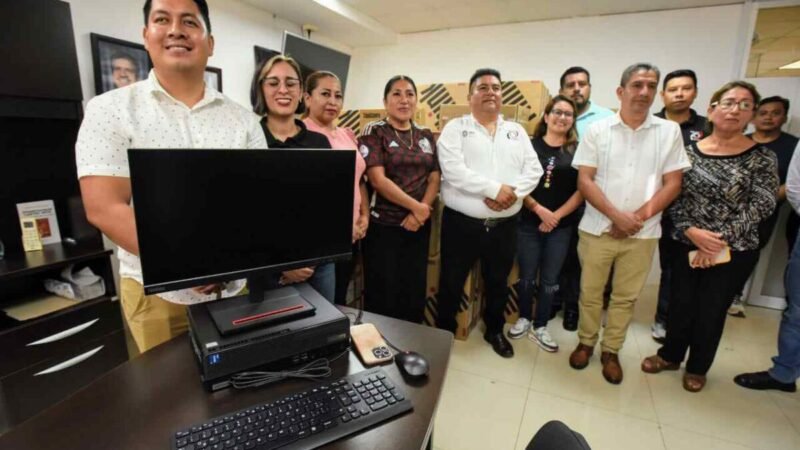 ENTREGA SEV 100 COMPUTADORAS PARA OFICINAS CENTRALES DE LA DIRECCIÓN GENERAL DEL TEBAEV