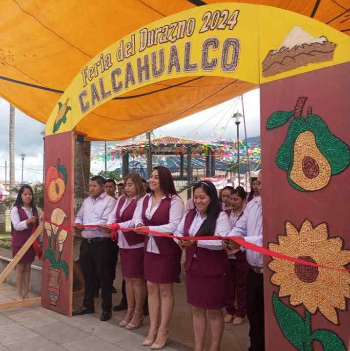 INAUGURAN FERIA DE CALCAHUALCO 2024
