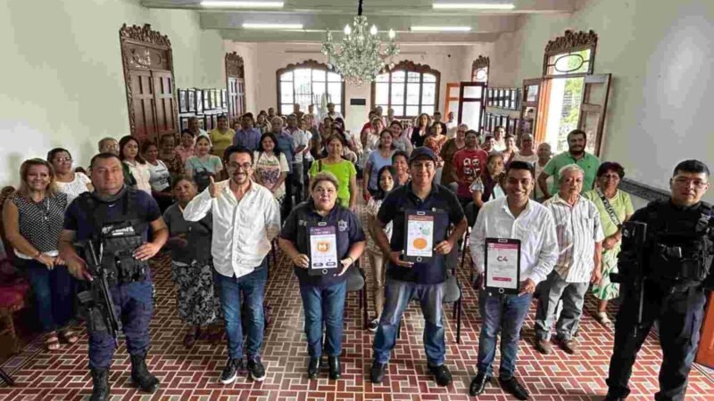 RECIBEN COMERCIANTES PLÁTICA DE PREVENCIÓN AL DELITO