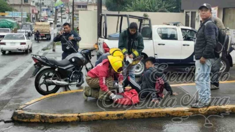 CHOCAN TAXI Y MOTOCICLISTA EN COSCOMATEPEC